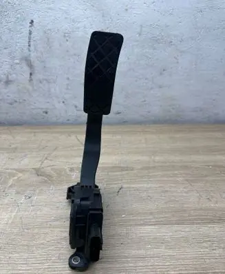 Audi A7 S7 4G Accelerator throttle pedal 8K1723523A 6PV00950521 11092012