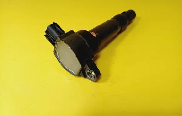Mitsubishi Colt High voltage ignition coil MN195616