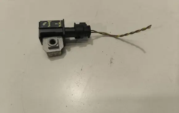 BMW X3 F25 Airbag deployment crash/impact sensor 9224177 03017 110315