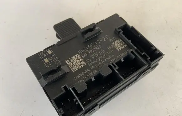 Audi Q5 SQ5 Door control unit/module 8K0959792R 8K0959792P