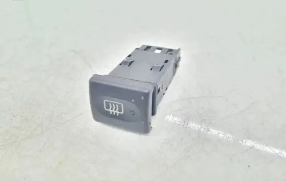 Land Rover Discovery Windscreen/window heater switch