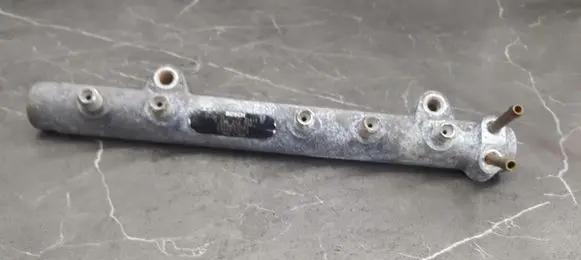 Toyota Yaris Fuel main line pipe 0445214032