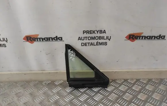 Toyota RAV 4 (XA50) Front door vent window glass four-door E643R00034