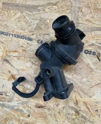 Jaguar XF X260 Thermostat G4D38575BC G4D3-8575-BC
