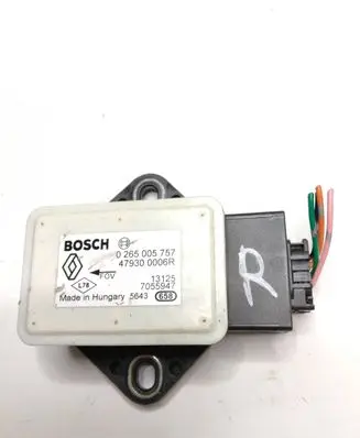 Nissan Qashqai+2 ESP acceleration yaw rate sensor 479300006R 7055947 0265005757