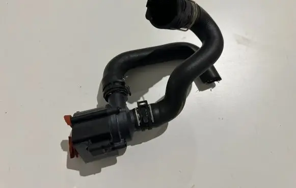 Porsche Macan (95B) Electric auxiliary coolant/water pump 06H121601