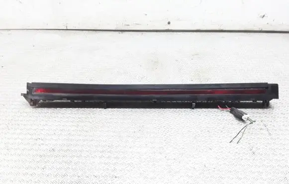 Isuzu Trooper Third/center stoplight