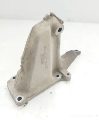 Mercedes-Benz S W220 Engine mounting bracket A1132230204