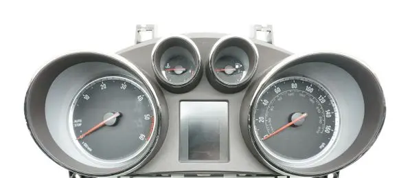 Opel Mokka Speedometer (instrument cluster) 95073463