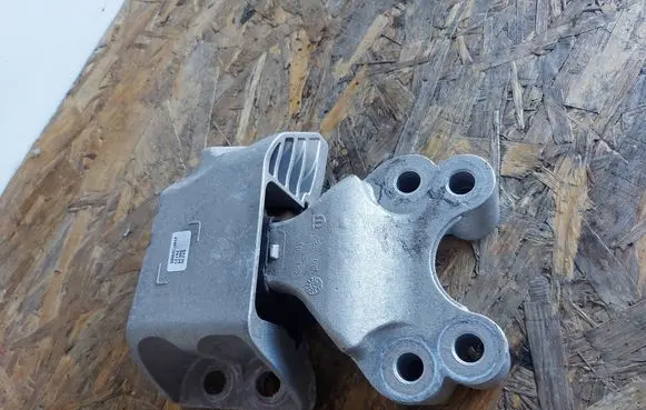 Peugeot Boxer Gearbox mount 01441204480