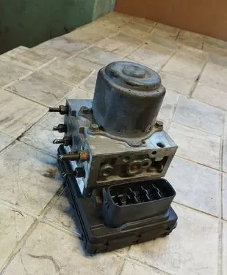 Toyota Corolla Verso E121 ABS Pump 8954113040 4451013070