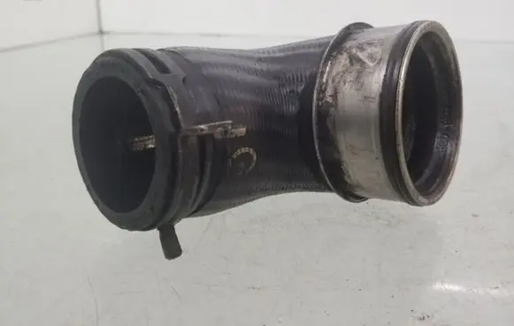 Ford Galaxy Intercooler hose/pipe
