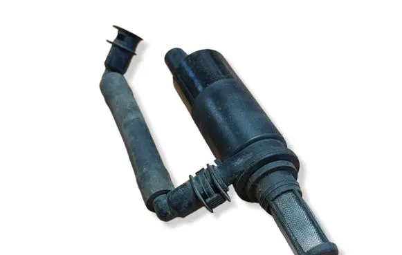 BMW 5 F10 F11 Headlight washer pump 8377613