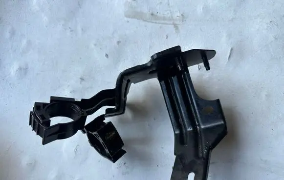 Renault Kadjar Other engine bay part