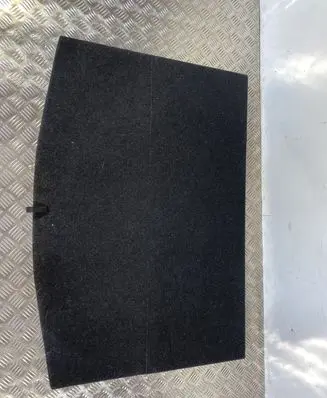 Trunk/boot floor carpet liner
