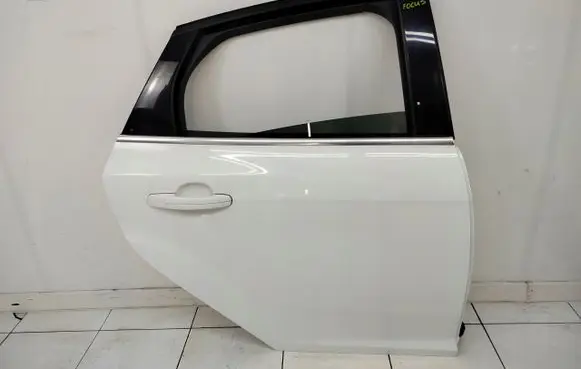 Ford Focus Rear door 