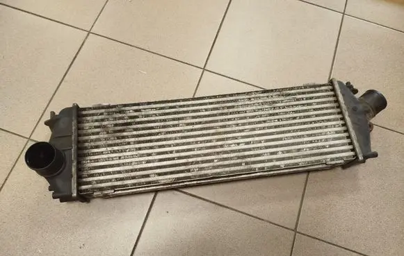 Opel Vivaro Intercooler radiator 8200411160C 988650B