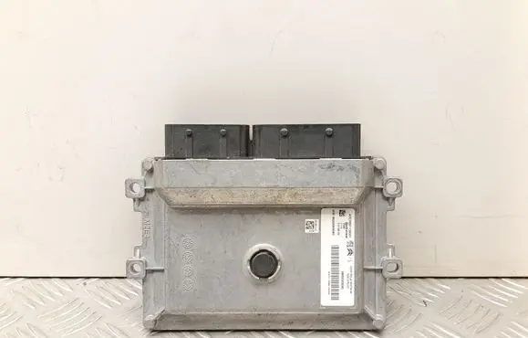 Citroen C4 III e-C4 Engine control unit/module 9832694580