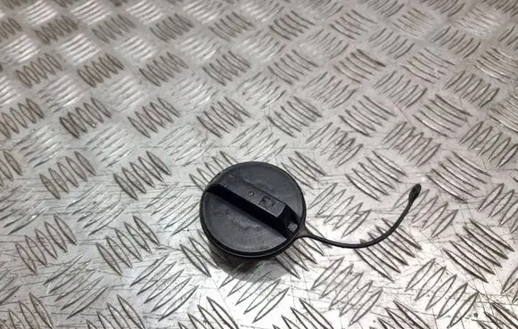 Nissan Note (E11) Fuel tank filler cap 