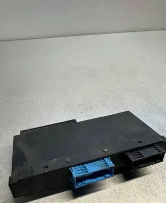 BMW 3 E90 E91 Central body control module 9037007995