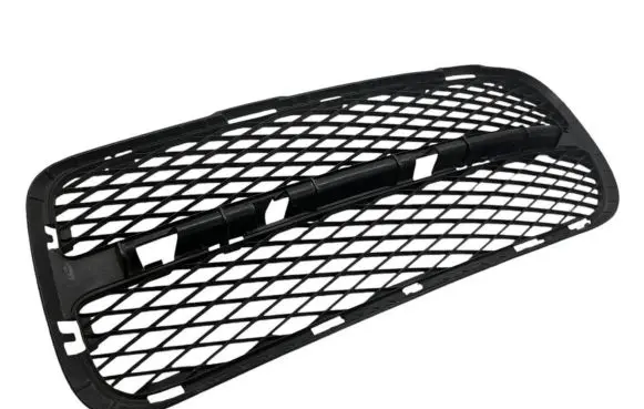 Volkswagen Touareg I Front bumper lower grill 7L6853665A