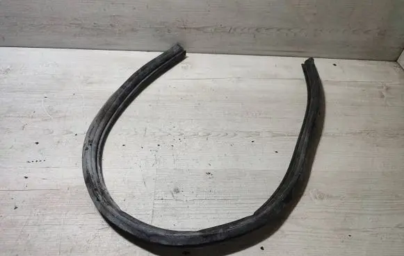 Opel Corsa F Engine compartment rubber 