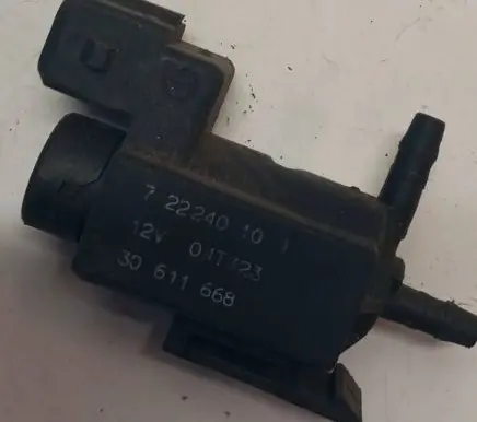 Volvo XC90 Turbo solenoid valve 30611668 04T323 72224010