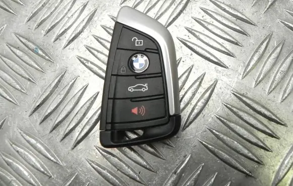 BMW X3 G01 Ignition key/card 8808870 M3782