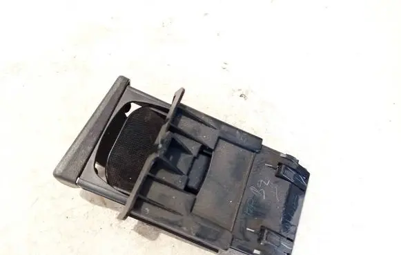 Toyota Hilux (AN10, AN20, AN30) Cup holder 556150k010