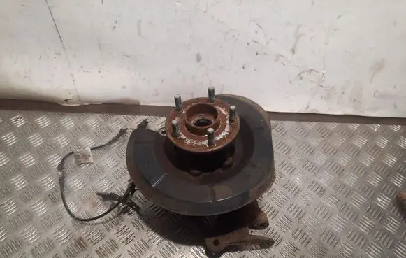Ford Escape III Rear wheel hub