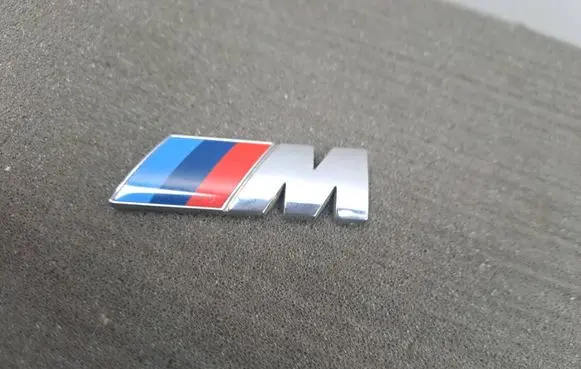 BMW X5 G05 Fender model badge letters 8094236 1770057
