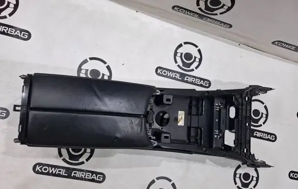Mercedes-Benz G W463 2nd Gen Armrest A4636801402 A2056802109 3013804400