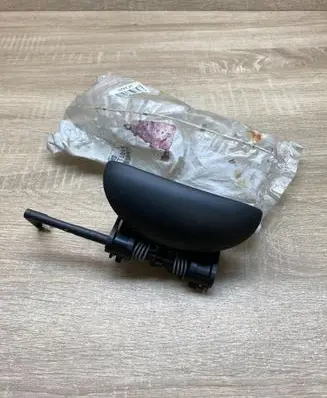 Peugeot 206 Front door exterior handle 9101L2