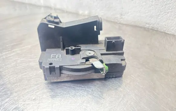 Opel Zafira A Front door lock 24444018