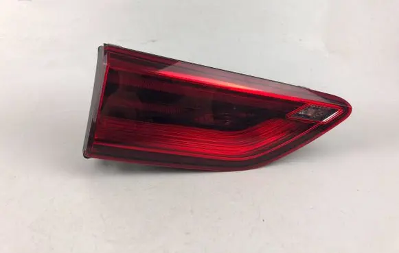 Volkswagen Golf VIII Tailgate rear/tail lights 5H0945093D