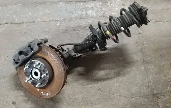 KIA Ceed Front wheel hub spindle knuckle