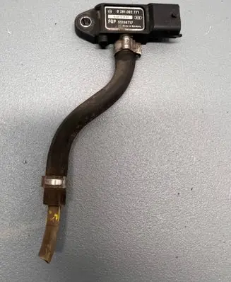Volkswagen Touran I Exhaust gas pressure sensor 0281002771