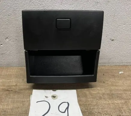 Mercedes-Benz ML W164 Glove box central console A1646800501 10240409 A1646800010