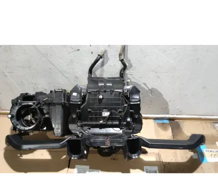 Mercedes-Benz Metris W447 Interior heater climate box assembly A4478300160 A4478313445 A4478323600
