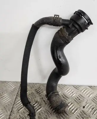 Audi A6 S6 C5 4B Engine coolant pipe/hose 4B0121101AA