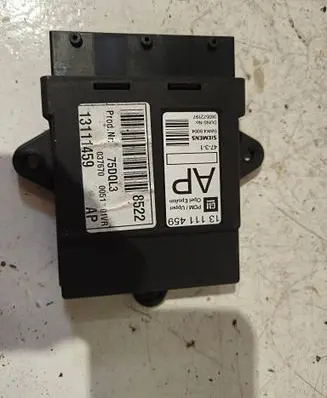 Opel Signum Door control unit/module 13111459 75DQL3 03767000