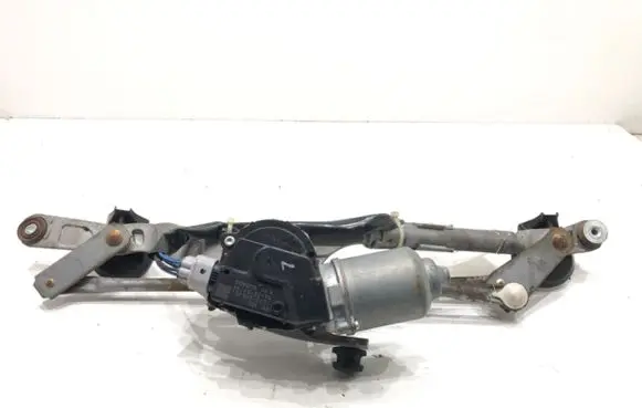 Toyota Auris 150 Front wiper linkage and motor 85110-02190
