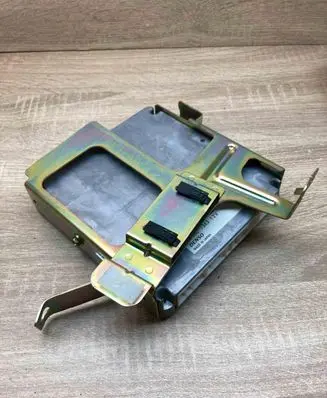 Nissan Primera Engine control unit/module ECU 23710AU601 2758001363
