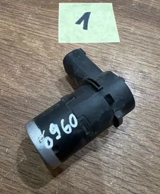BMW 5 E60 E61 Parking PDC sensor 6989075