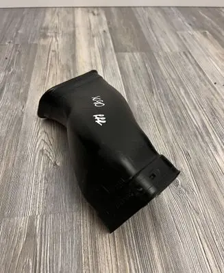 Volvo XC90 Air intake duct part 31370228