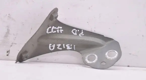 Seat Ibiza V (KJ) Fender mounting bracket 6F0821168