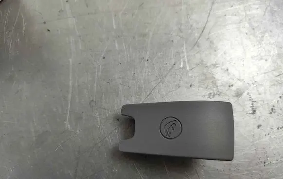 Audi A4 S4 B9 8W ISOFIX cover 8w0887187mg6