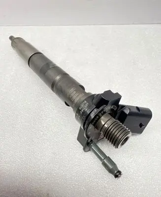 BMW X5 G05 Fuel injector 8599210 0445118029 6B5TMNP