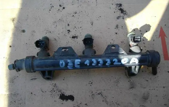 Skoda Fabia Mk2 (5J) Fuel main line pipe 03E133320A