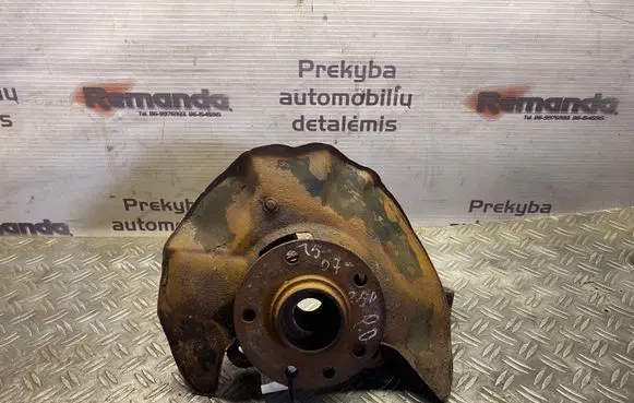 Volkswagen Transporter - Caravelle T5 Front wheel hub
